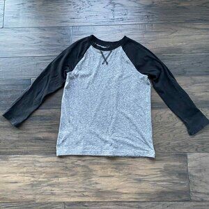 Boys Size 5 Long Sleeve Shirt